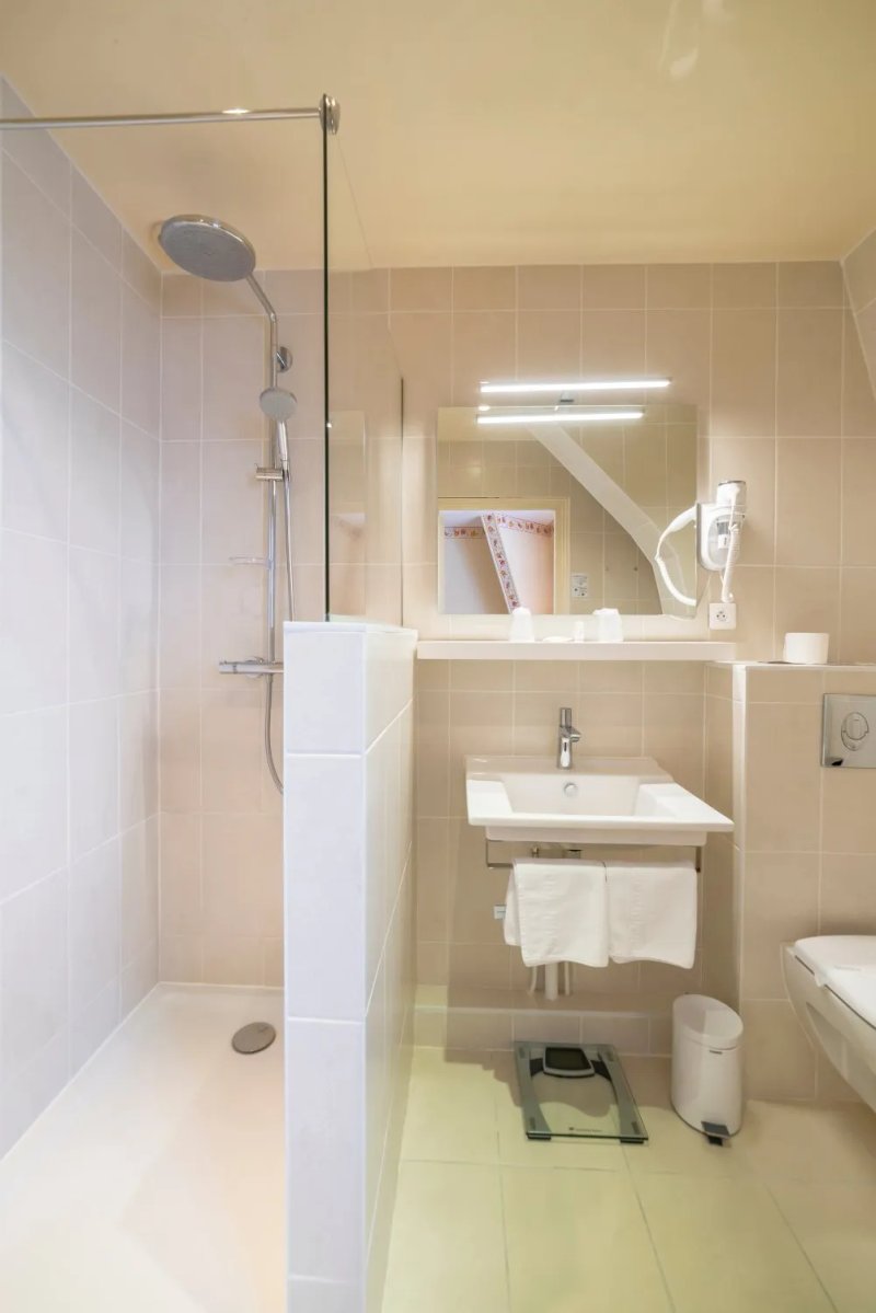 The Originals Hotel Auxerre Normandie