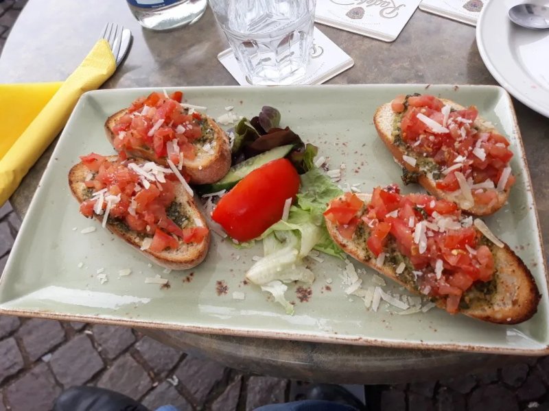 Cafe Extrablatt
