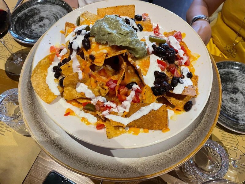 Vulcano Milano Mexican Grill & Pizza Al Trancio