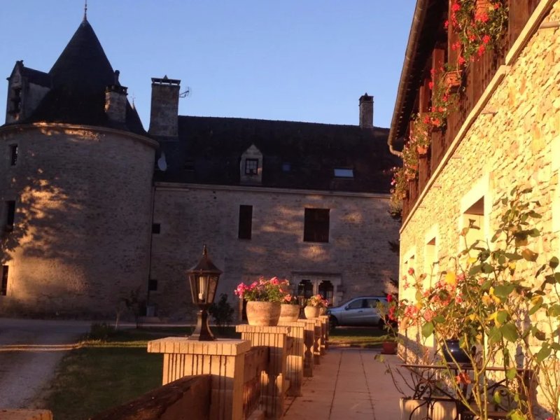 Chateau La Fleunie Restaurant