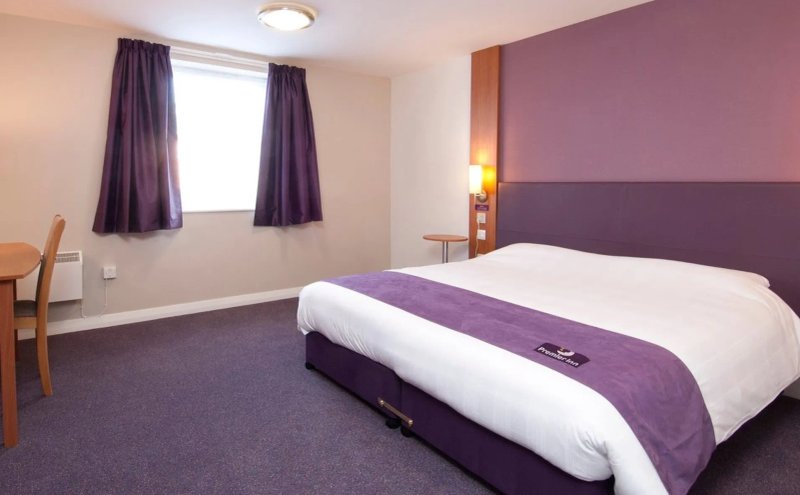 Premier Inn Boston Hotel