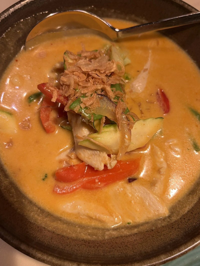 Yum - Thai Kitchen & Bar