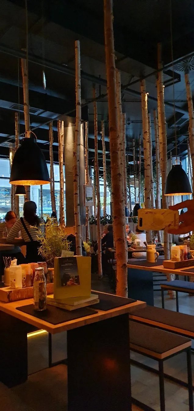 HANS IM GLUECK Burgergrill & Bar