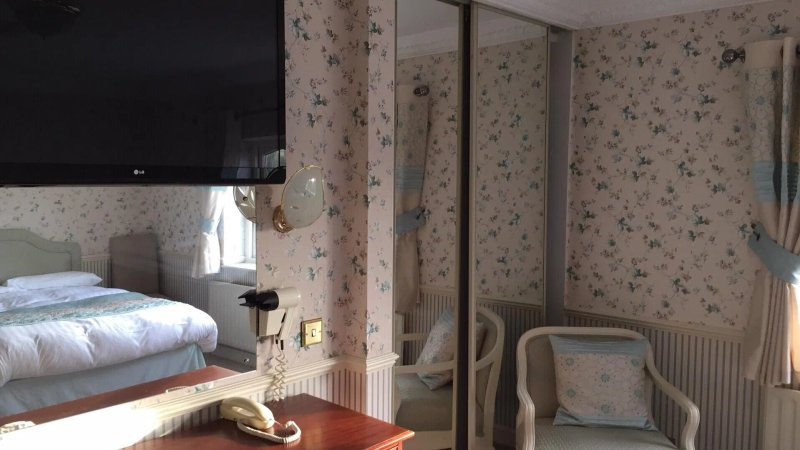 Midgley Lodge Hotel