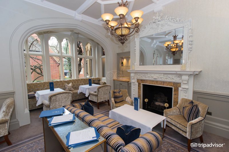 Warren House Hotel