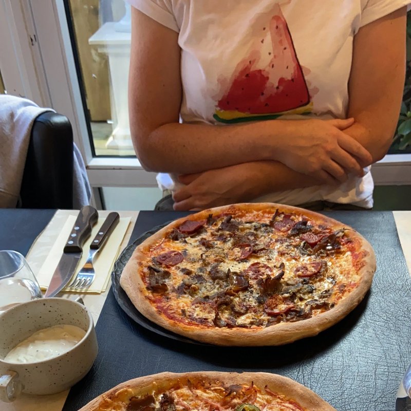 Det Italienske Pizzaria & Bofhus