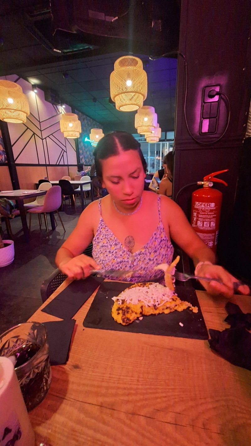 PISTAZI GASTROLOUNGE