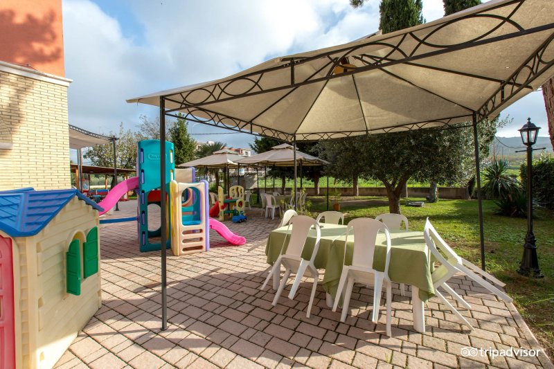 Hotel Ristorante Casa Rossa