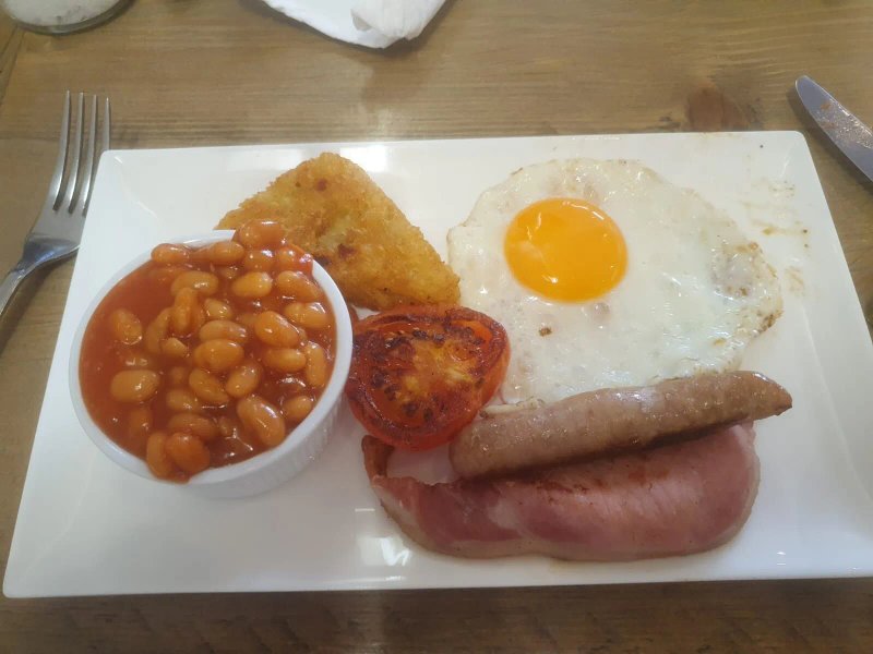 Mr Thoms Cafe, Bar and Evening Grill