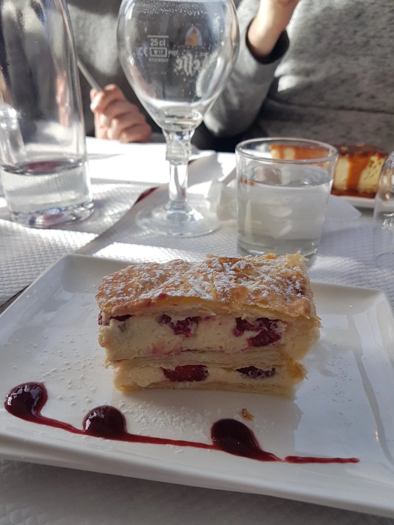 Maison Rouge