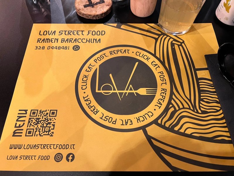 Lova Street Food
