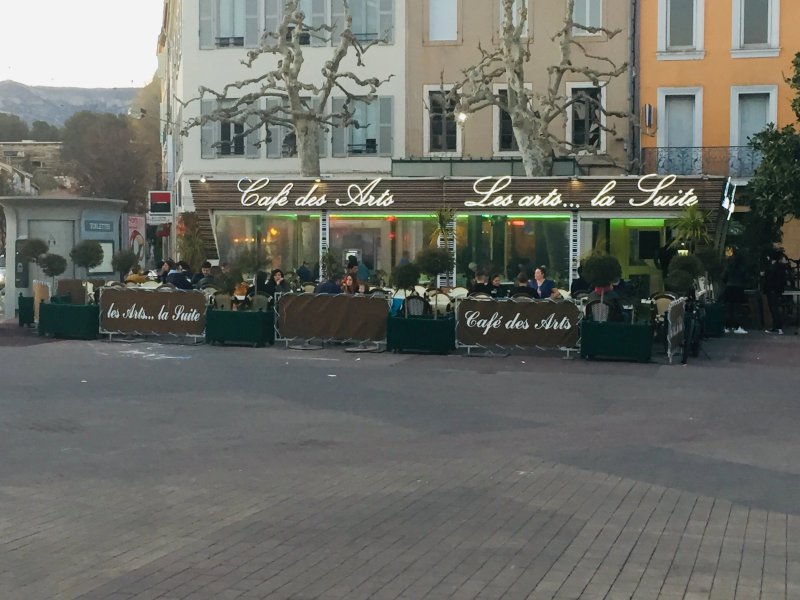 Le Cafe des Arts