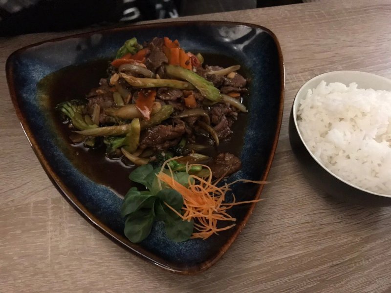 Sam Restaurant - Sushi