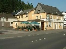 Zur Gemuetlichen Ecke