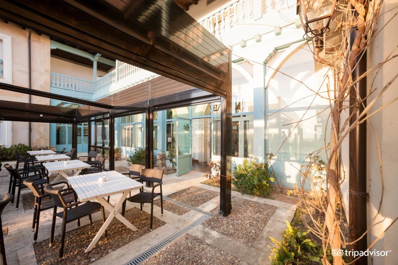 Hotel Palacio Urgoiti