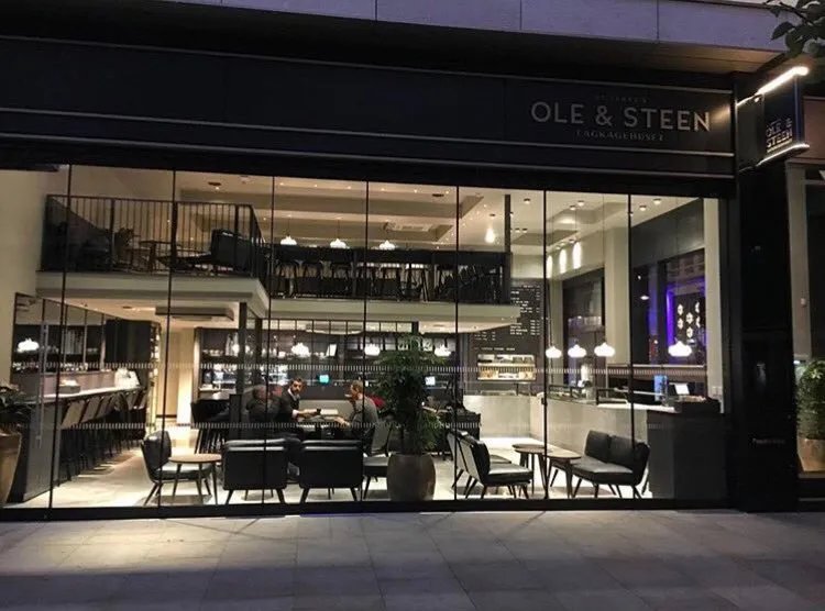 Ole & Steen St James