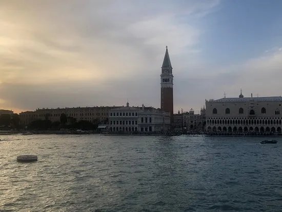 We Love Venezia