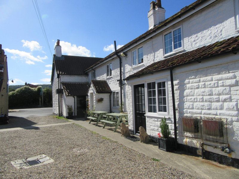 Ganton Greyhound Inn