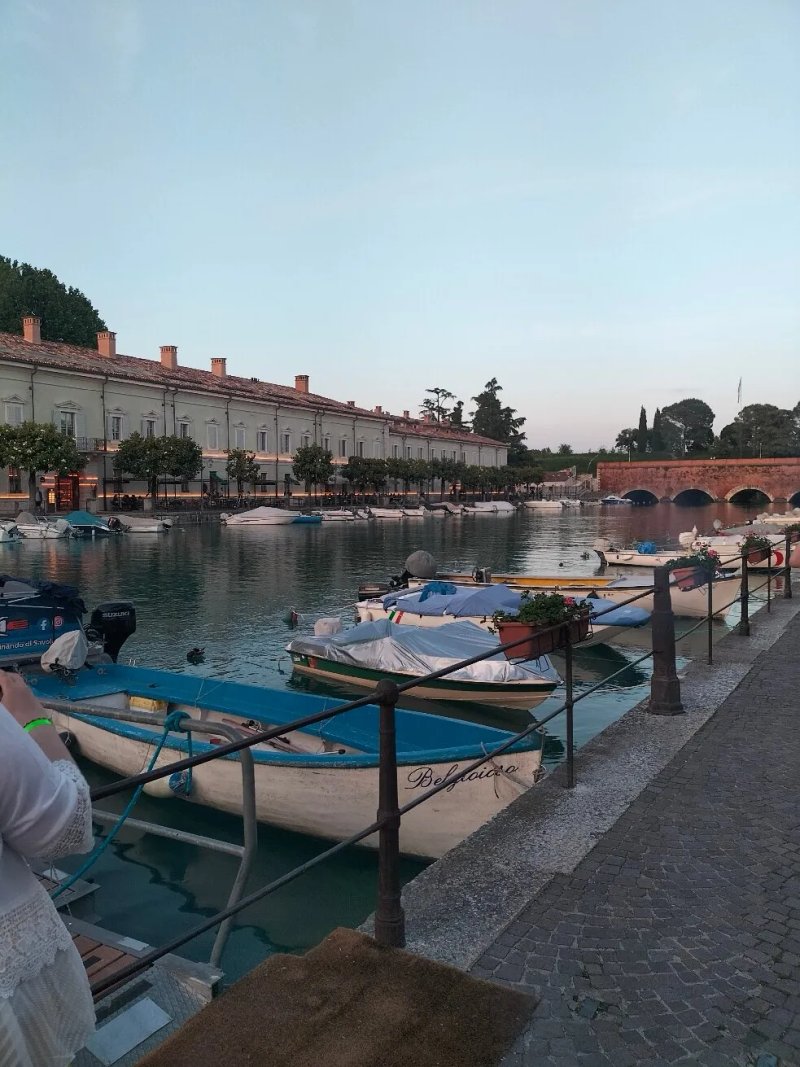 Le Finestre Sul Borgo Rooms