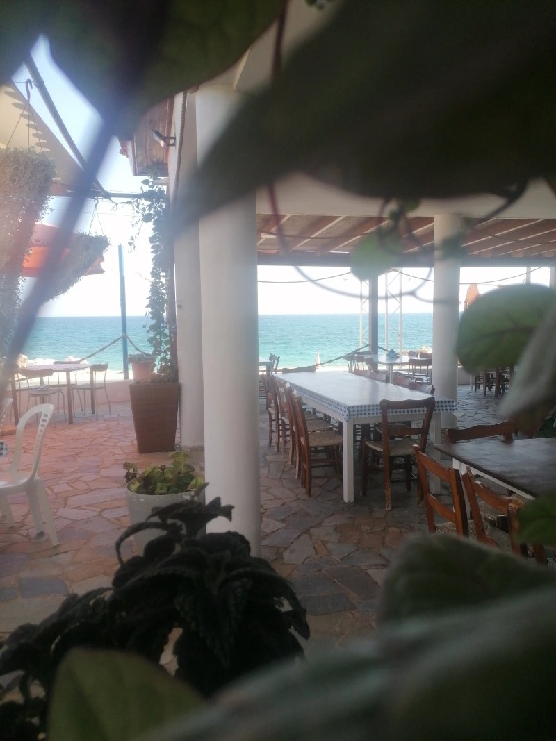 Landa Restaurant & Fish Tavern