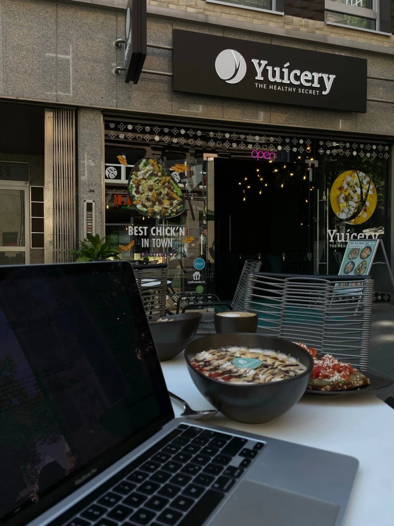 Yuicery Ehrenstrasse