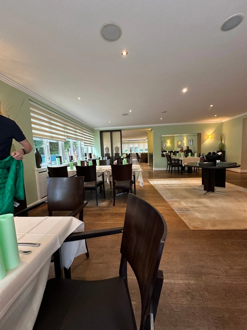 Minas Restaurant