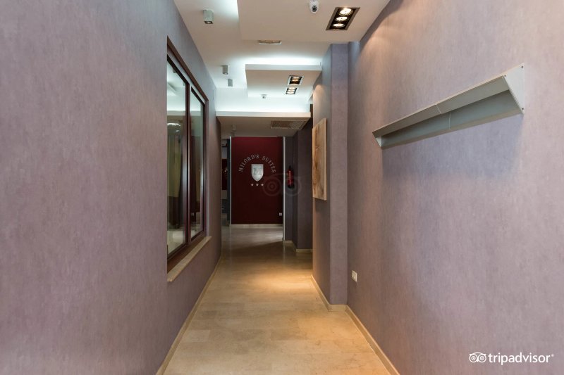 Milord's Suites