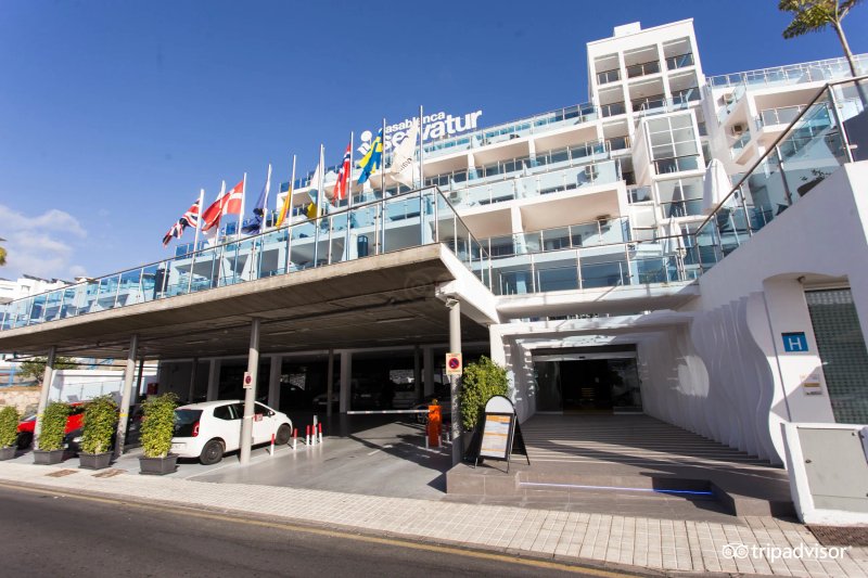 Servatur Casablanca Suites & Spa