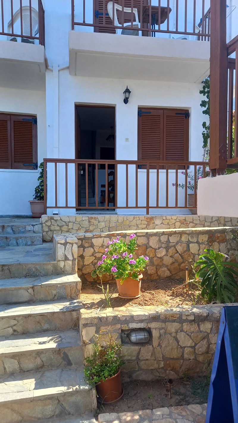 Elgoni Apartments