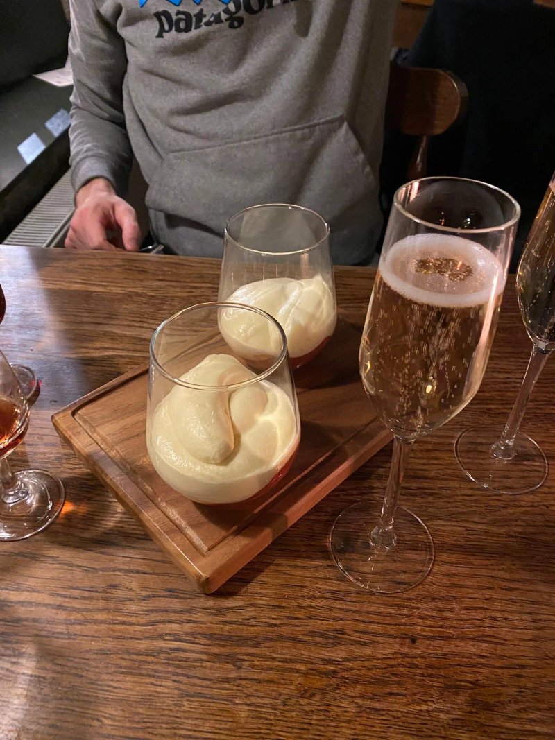 The Lion at West Pennard (bar and restaurant)