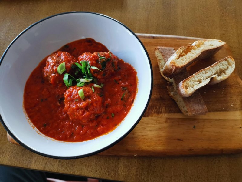 Essenza Bar & Tapas