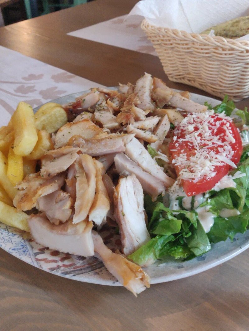 Taverna Platanos