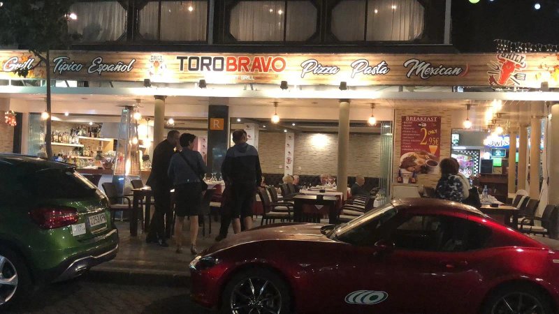 Toro Bravo Restaurante Grill