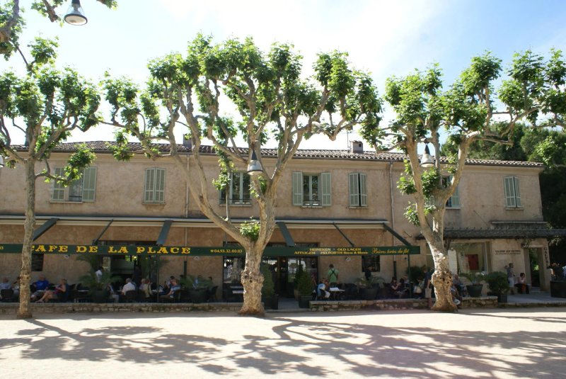 Le Cafe de la Place