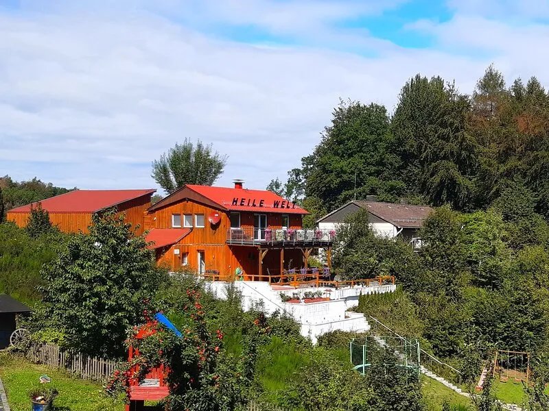 Vacation home HEILE WELT with 3 bedrooms, fireplace, luxury bathroom