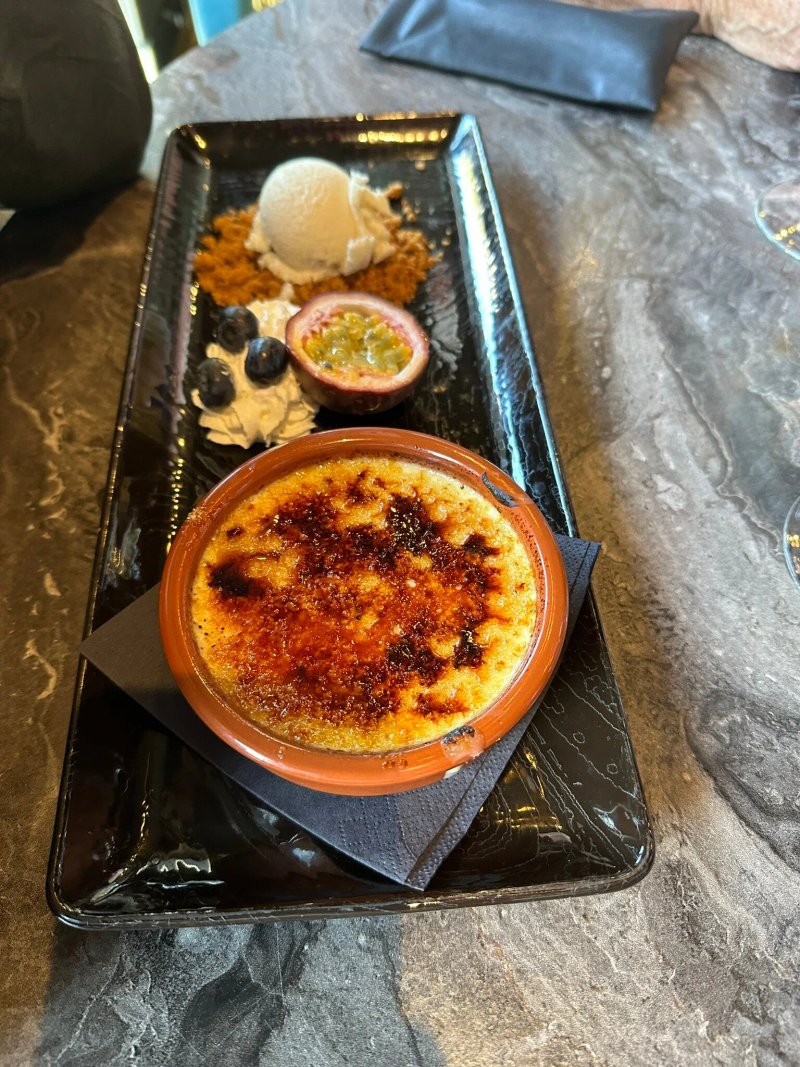Rokka Cocktail Bar & Grill