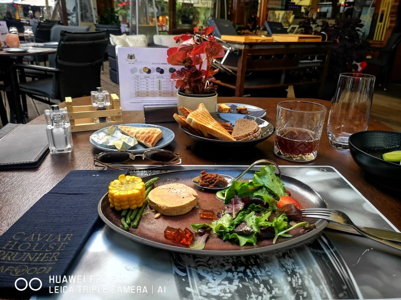 Caviar House & Prunier Restaurant Crans Montana