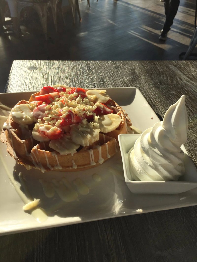 Mimi's Coffee and Dessert Lounge
