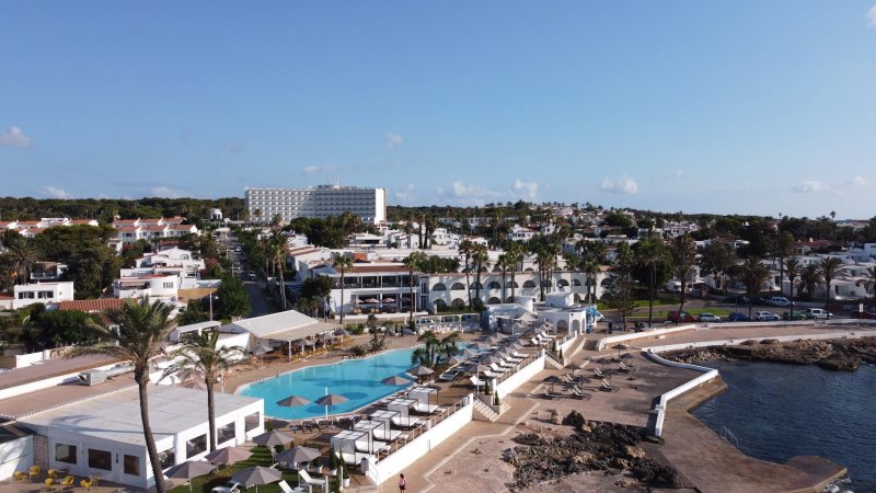 Kentia Sea Club
