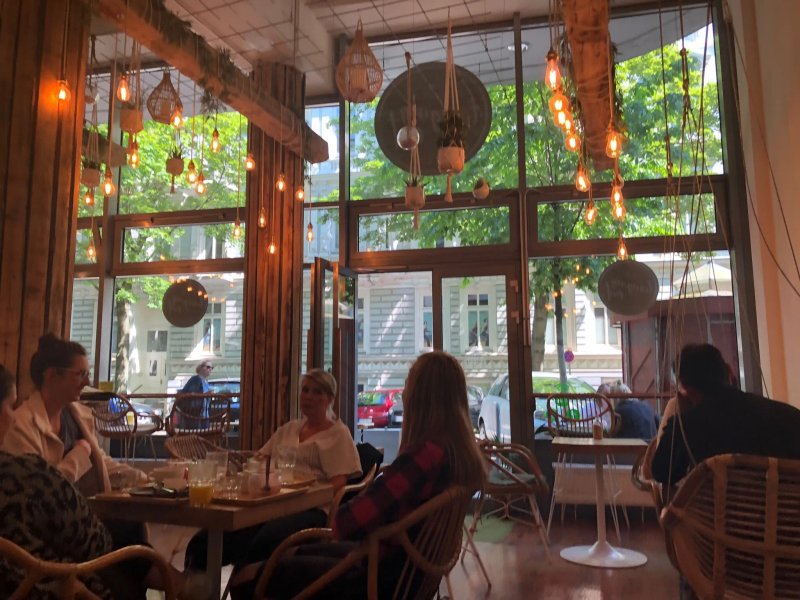 Hanging Out Cafe