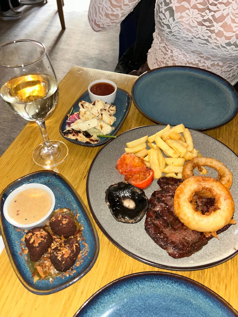 The Allan Park - Pub & Restaurant