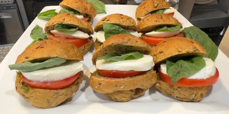 Carlo Italian Bistro-deli