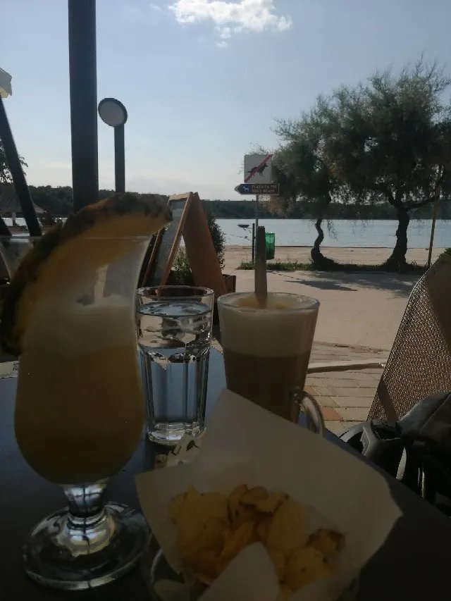 Oaza Caffe, Bar, Gelateria