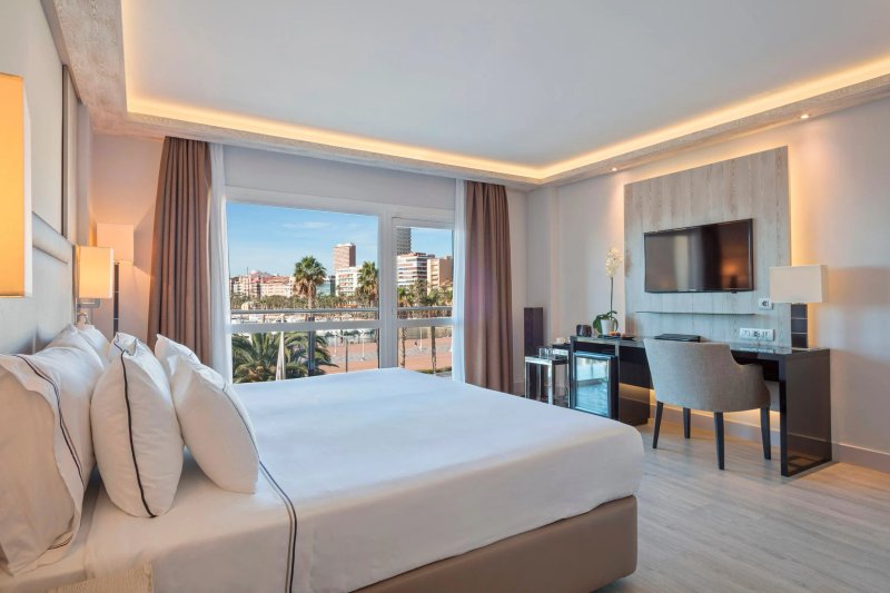 The Level at Meliá Alicante
