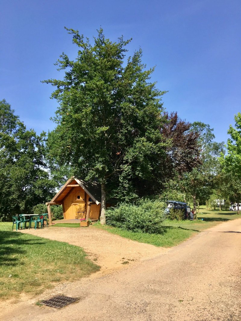 Camping de Tournus - Drole de cabane