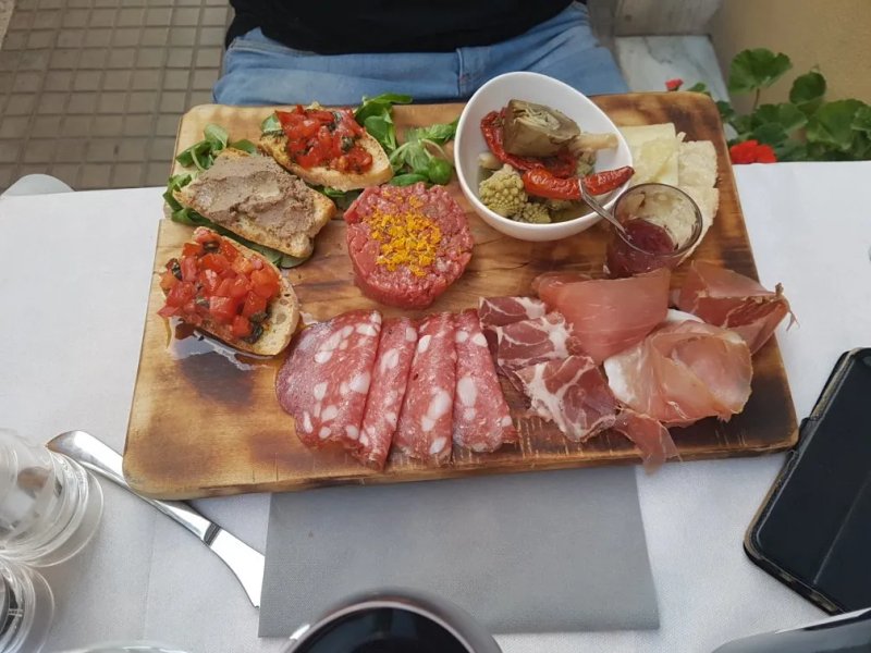 Limonaia Pizzeria & Trattoria