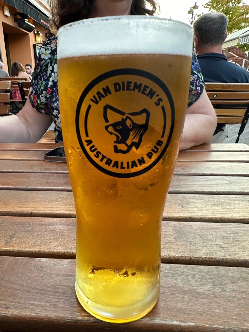 Van Diemen's Australian Pub
