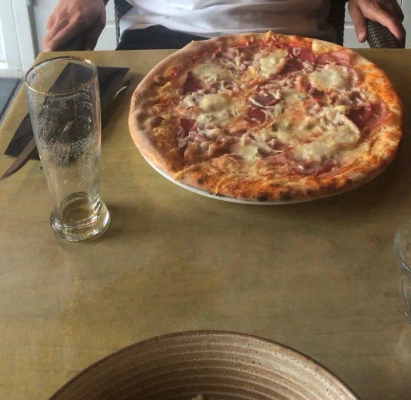 Pizzeria Ristorante La Piazza