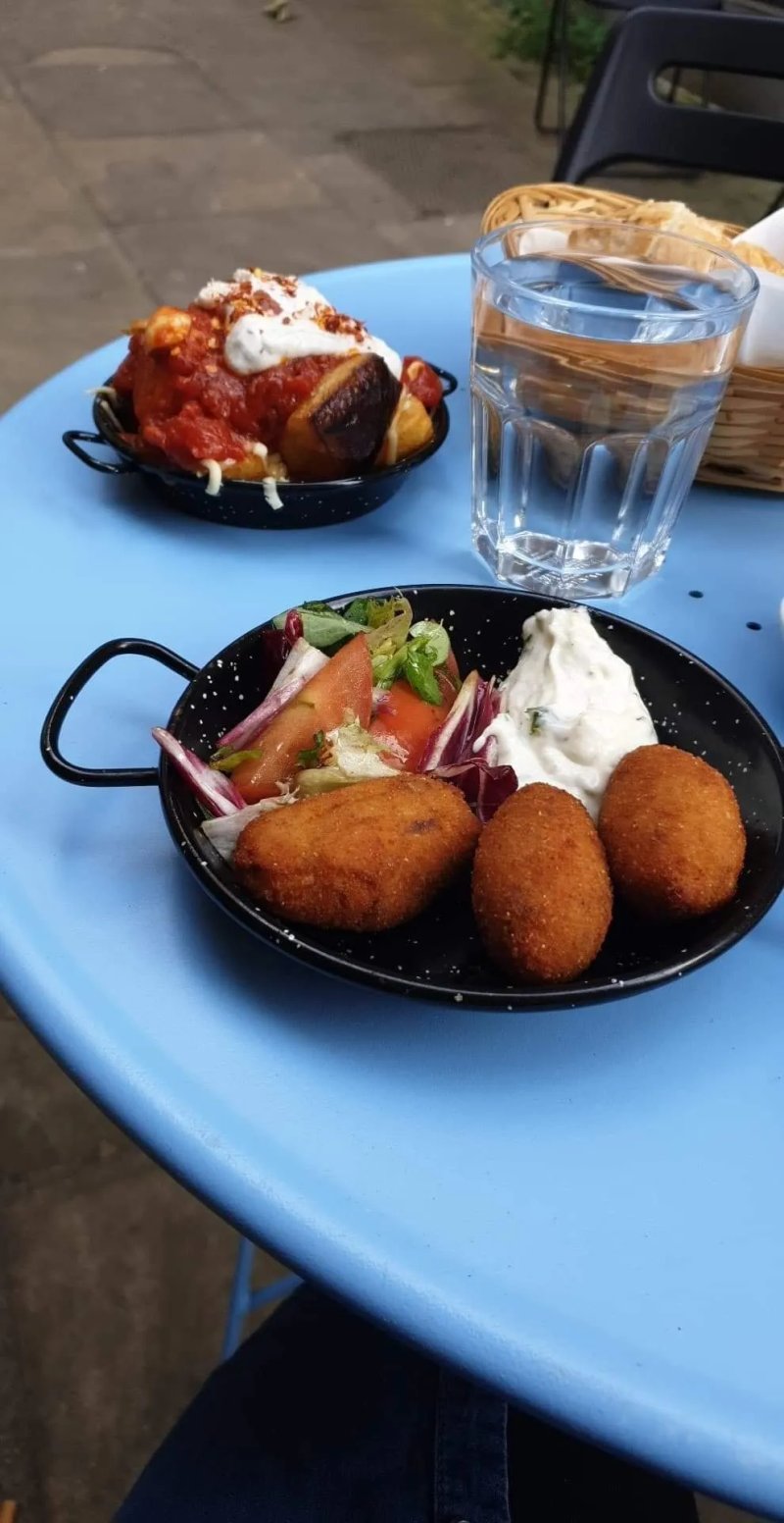 Gussto Tapas Bar