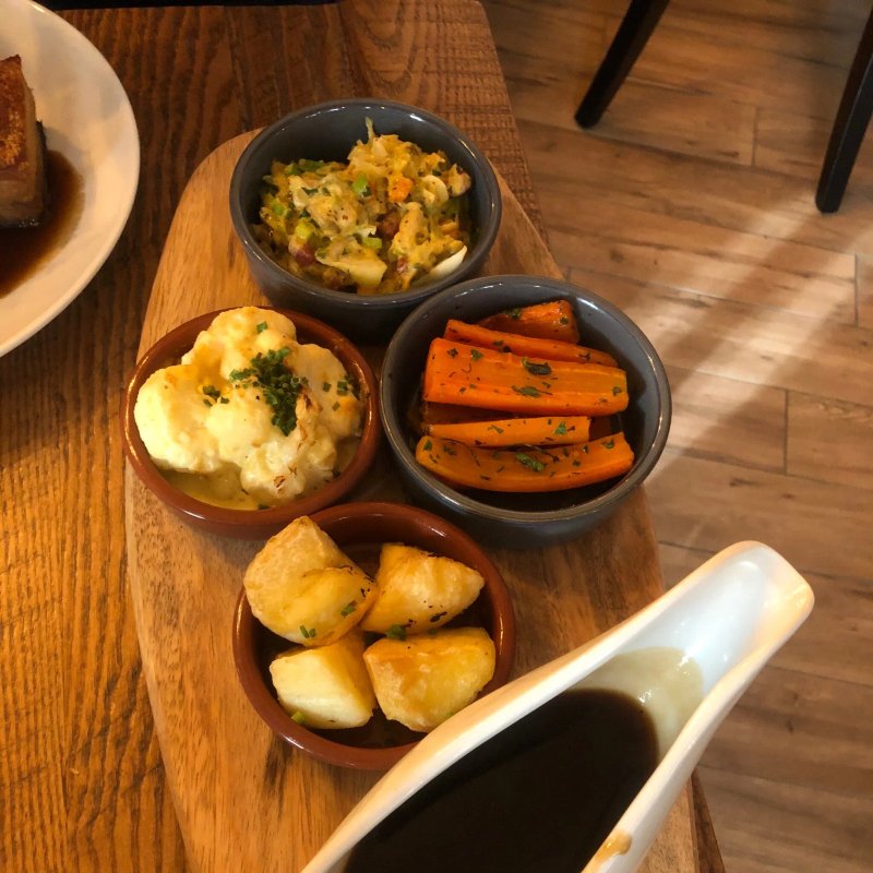 George's Bistro & Bar